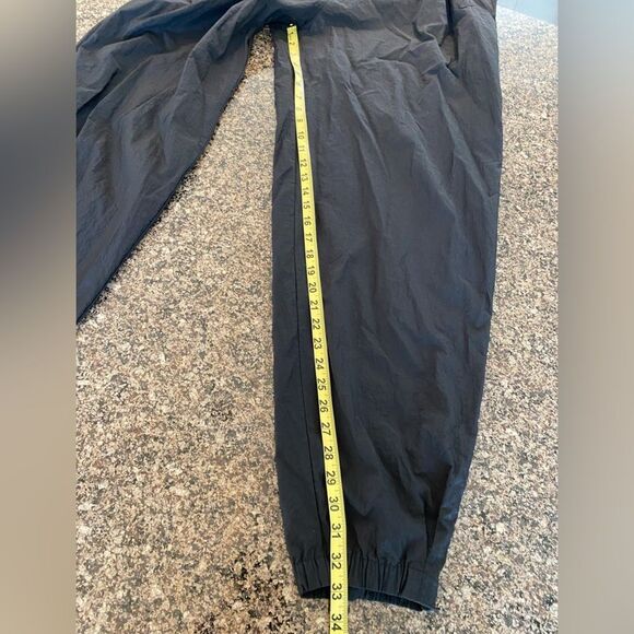 NIKE Men's Black Jogger Pants Drawstring Waist Zip at ankle Size XXL - Picture 7 of 11